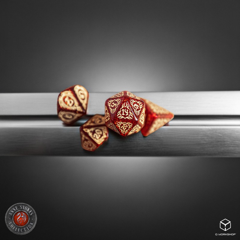 Q Workshop | Shimmering Red & Beige | Tribal Dice Set