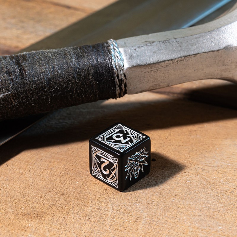Q Workshop | Geralt - The Silver Sword | The Witcher Dice Set