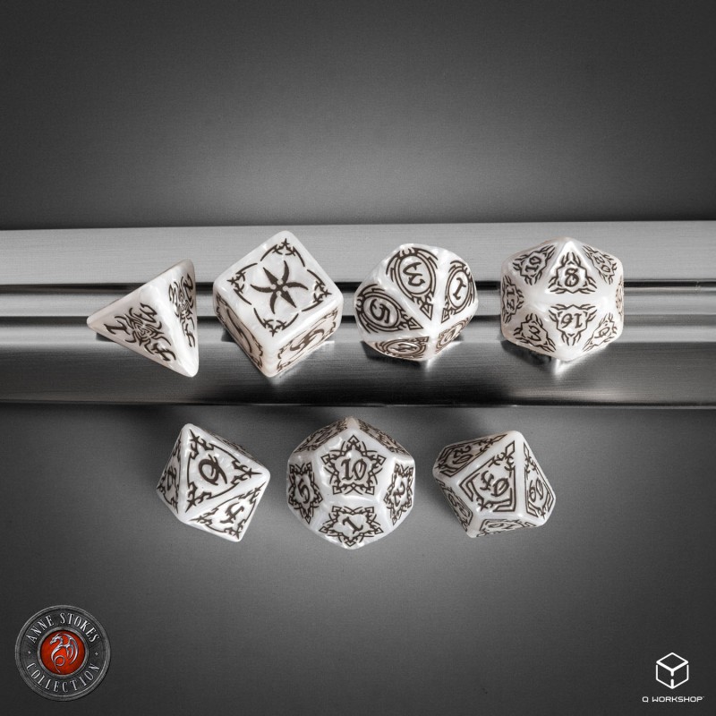 Q Workshop | Pearl & Brown | Tribal Dice Set