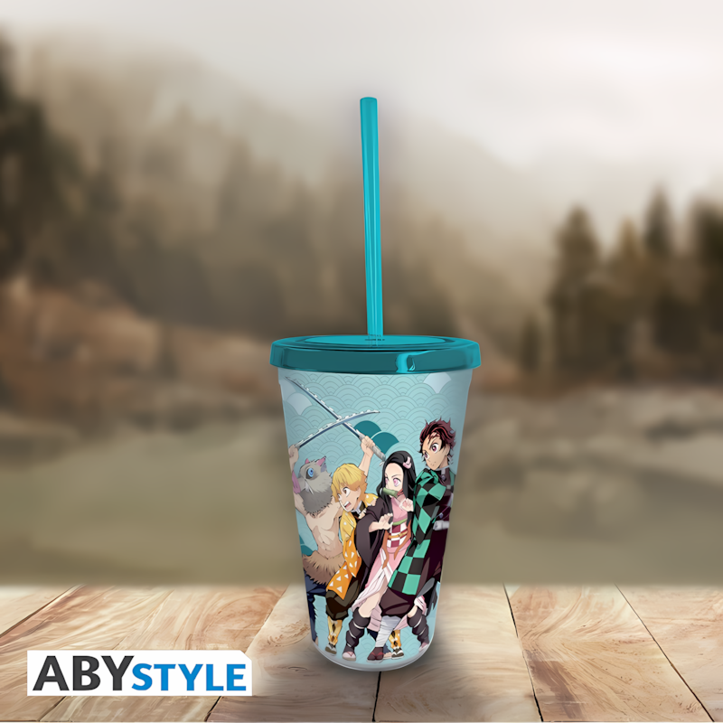 Demon Slayer | Gift Set | Tumbler With Straw (470ml), Acryl® Figure & Stickers