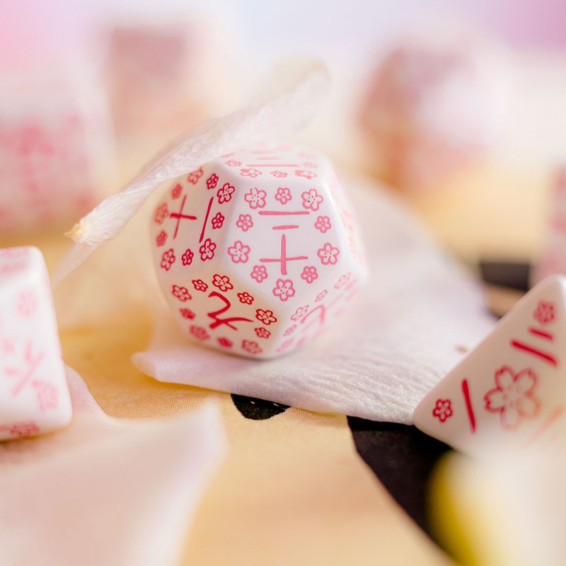 Q Workshop | Cherry Blossoms Petals | Japanese Dice Set