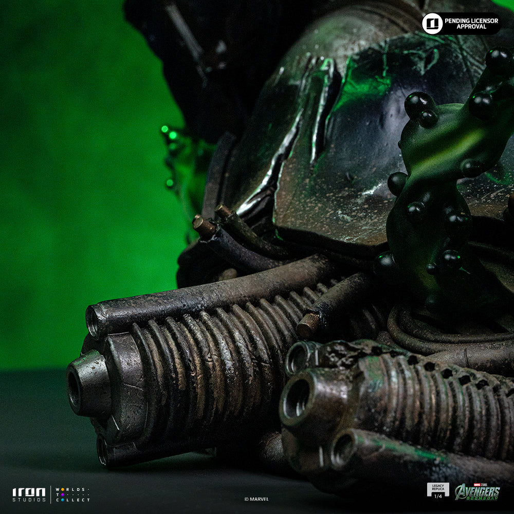 Iron Studios | Doctor Doom | Avengers: Doomsday - Legacy Replica 1/4