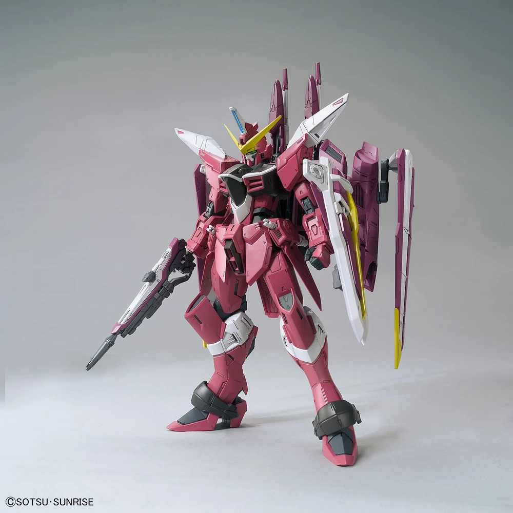 Bandai: MG Gundam Justice Ver. 2.0 – Mobile Suit Gundam SEED (1/100)