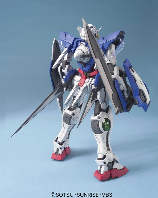 Bandai: MG Gundam Exia – Mobile Suit Gundam 00 (1/100)