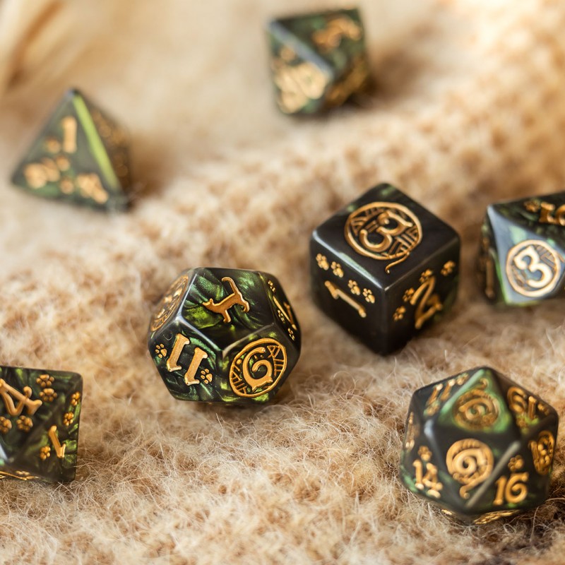 Q Workshop | Pixel | Cats Dice Set