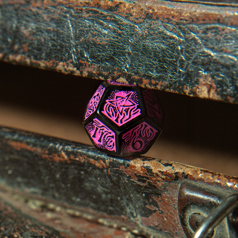 Q Workshop | Black & Magenta | Call Of Cthulhu 7th Edition Dice Set