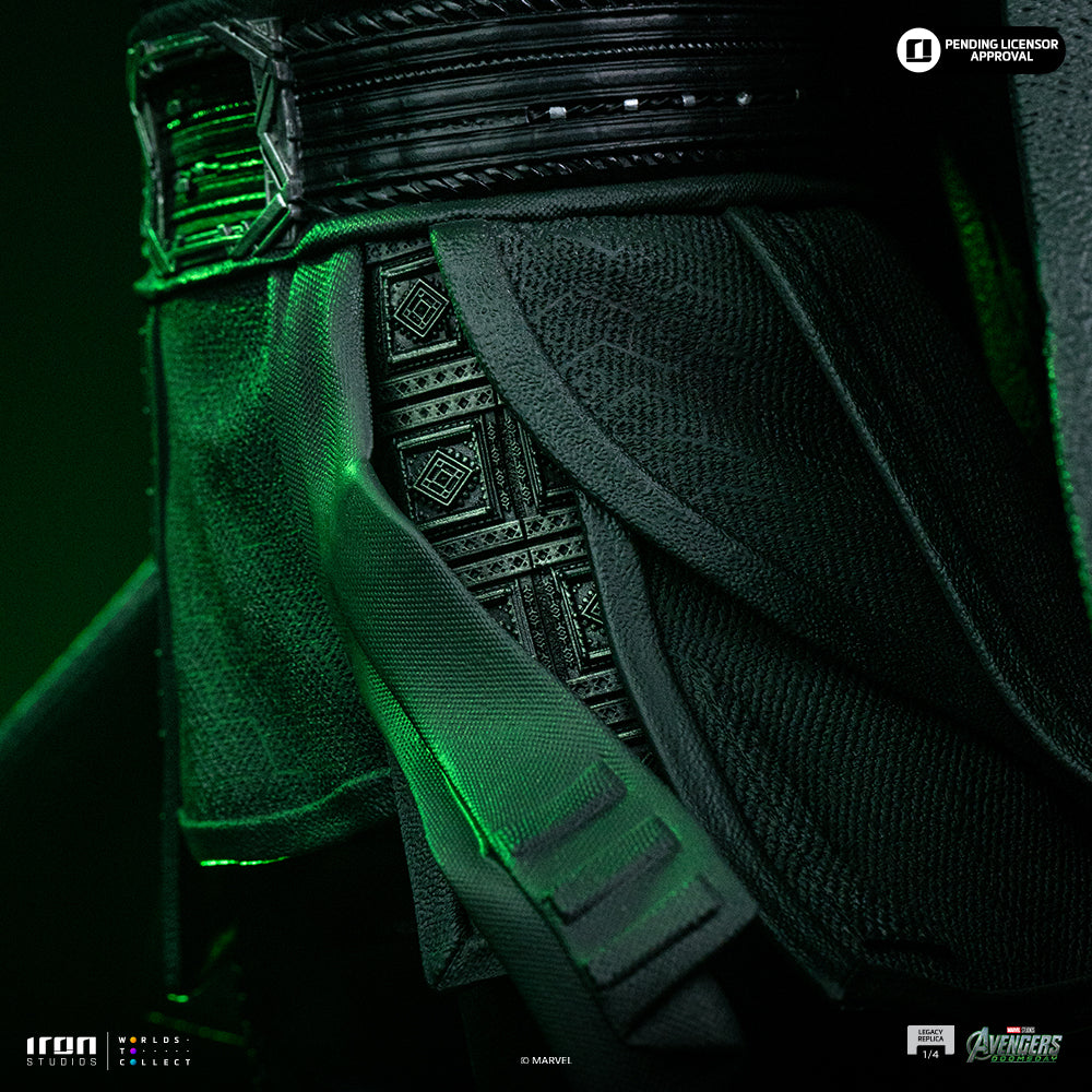 Iron Studios | Doctor Doom | Avengers: Doomsday - Legacy Replica 1/4