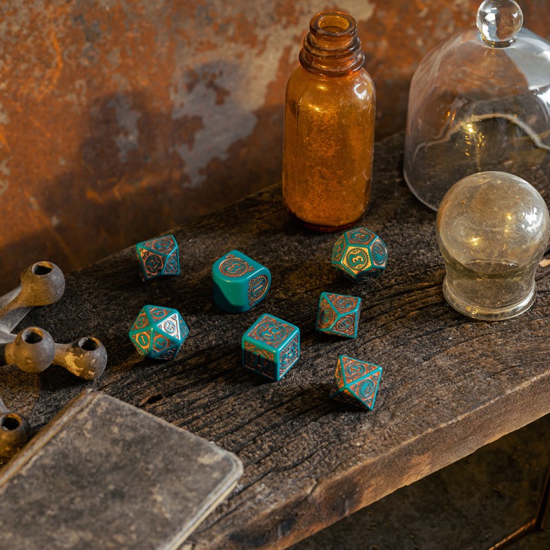 Q Workshop | Steampunk Clockwork - Nautical Apparatus | Modern Dice Set