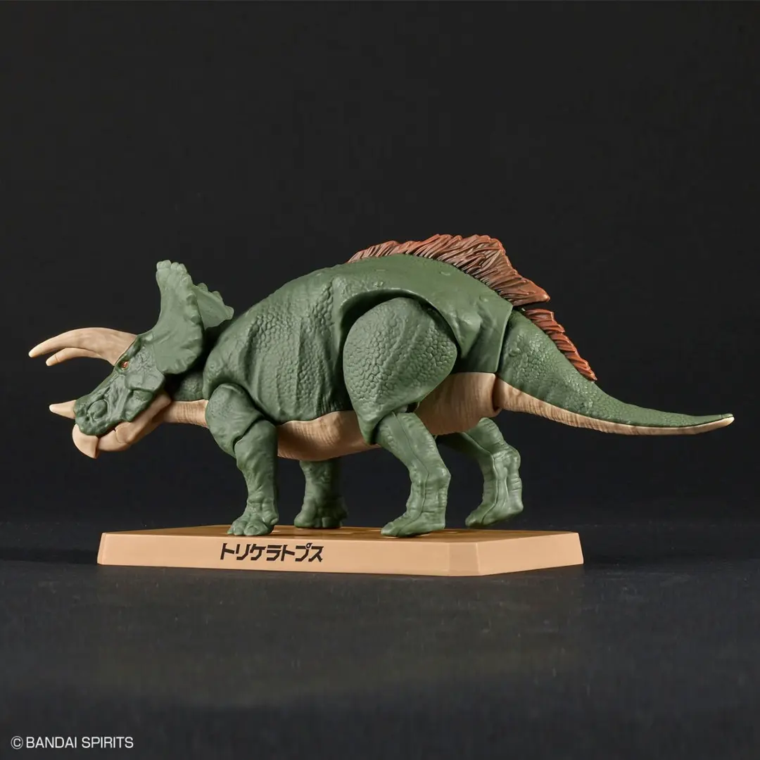 Bandai | Triceratops | Plannosaurus  Model Kit