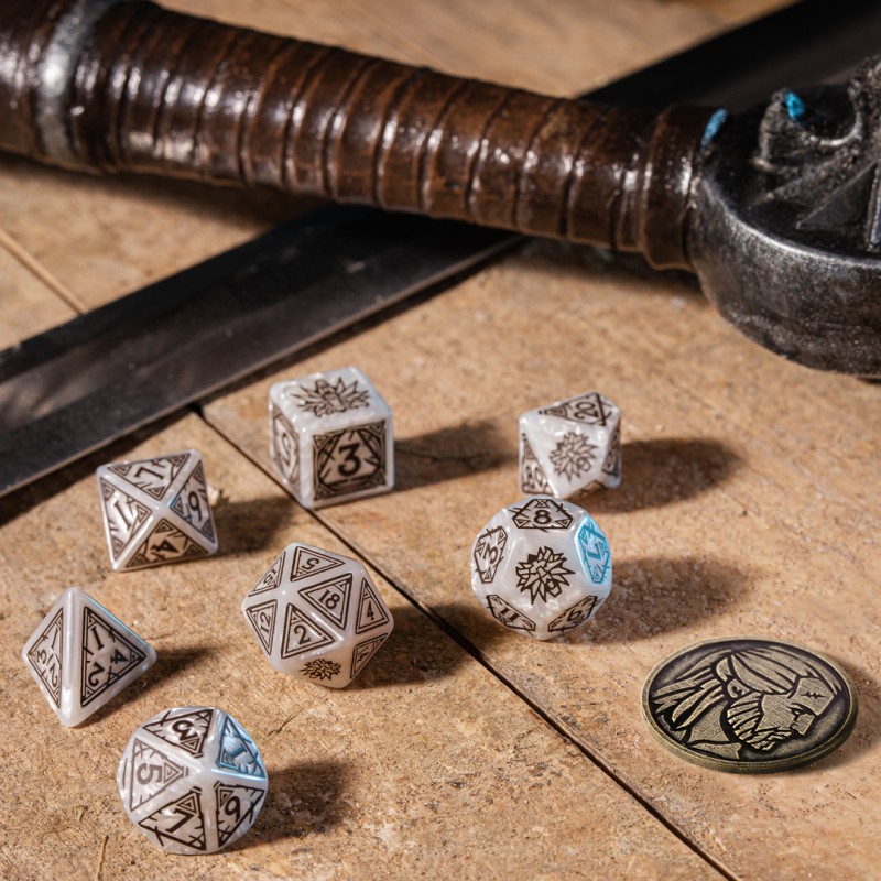 Q Workshop | Geralt - The White Wolf | The Witcher Dice Set