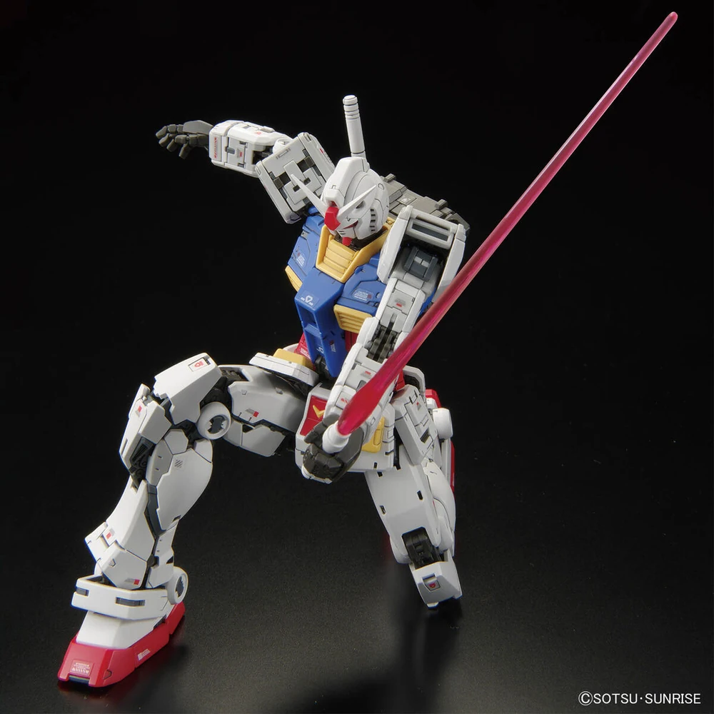 Bandai: HG RX-78-2 Gundam Ver.2.0 – Mobile Suit Gundam (1/144)