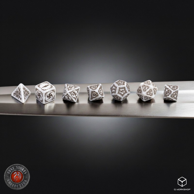 Q Workshop | Pearl & Brown | Tribal Dice Set