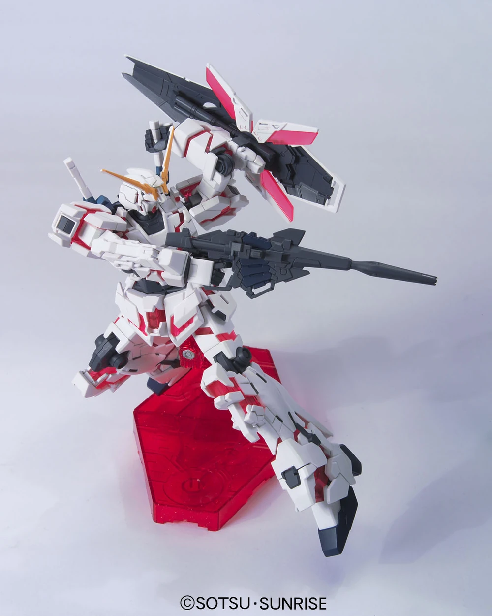Bandai | HG Unicorn Gundam RX-0 Destroy | Mobile Suit Gundam Unicorn (1/144)