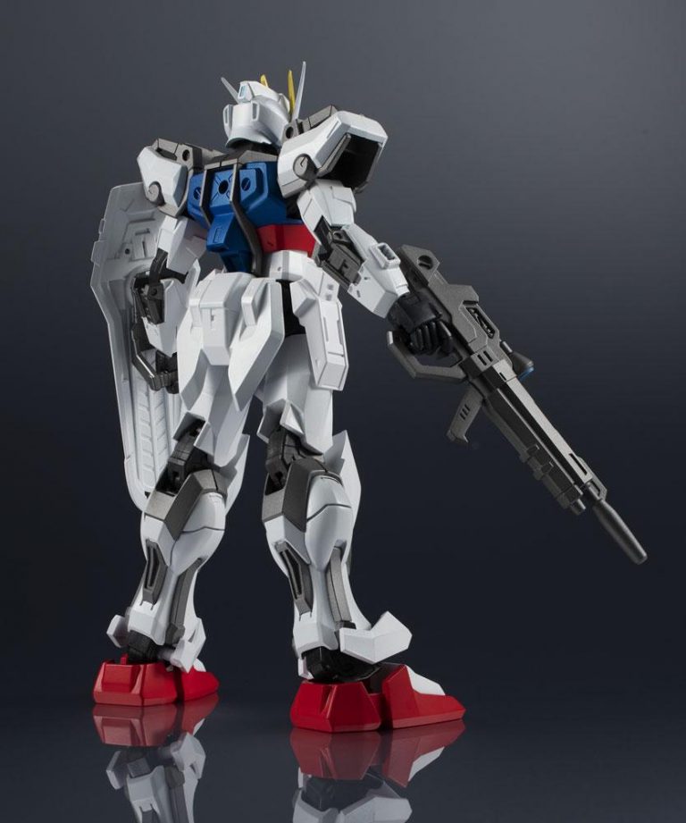 Bandai | GAT-X105 Strike Gundam | Mobile Suit Gundam SEED (14cm)